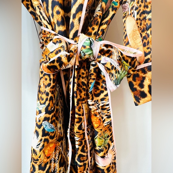 Camilla Fauna Electro Roll Collar Pajama Jacket NWOT XS S - Picture 10 of 14